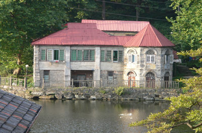 Lake Villa
