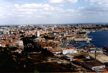 setubal1.jpg (25977 bytes)