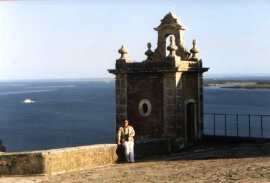 setubal6.jpg (10265 bytes)
